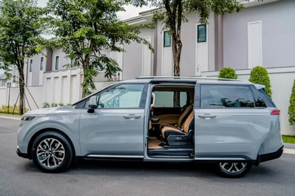 Minivan